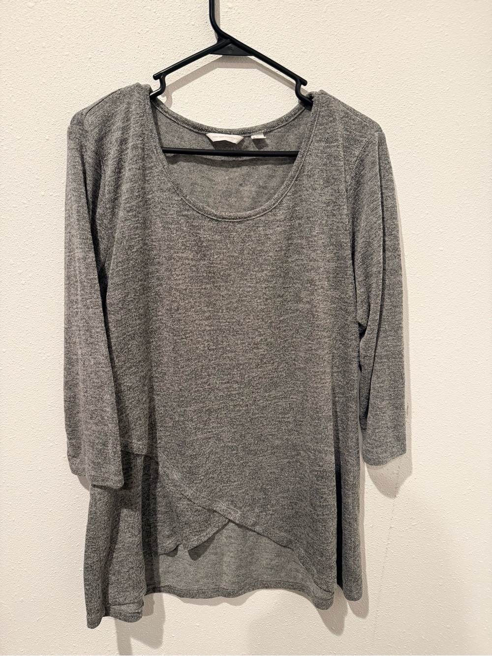 New York & Company Heather Gray Scoop Neck Tunic